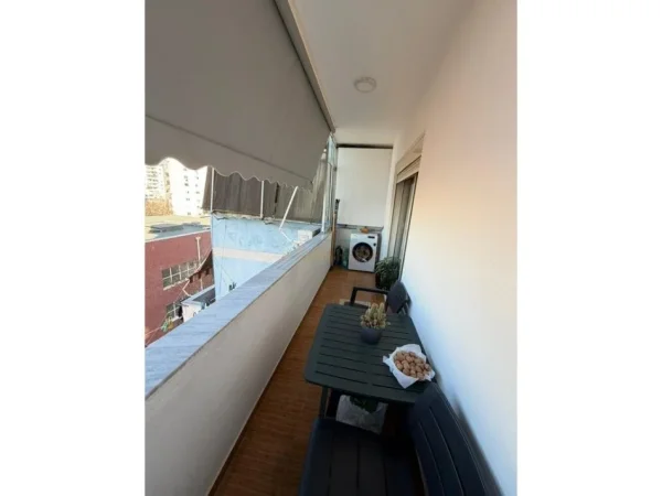 Tirane, shitet apartament 2+1+Ballkon Kati 5, 97 m² 203.000 € (Don Bosko, Tiranë.)