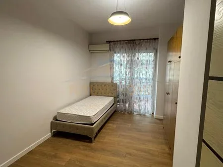 Tirane, shitet apartament 2+1 Kati 2, 110 m² 198.000 €