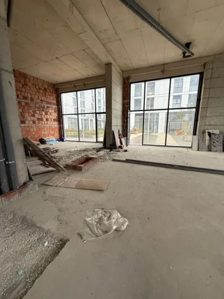 Tirane, jepet me qera dyqan Kati 0, 786 m² 8.000 € (ISH DOGANA)