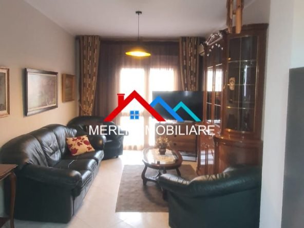 Tirane, jepet me qera apartament 2+1+Ballkon Kati 3, 100 m² 621 € (RRUGA KONT LEOPOLD BERTOLD,ALI DEMI)