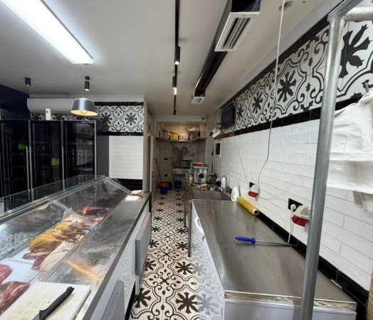 Tirane, shitet dyqan Kati 0, 45 m² 339.000 € (RRUGA FERIT XHAJKO)