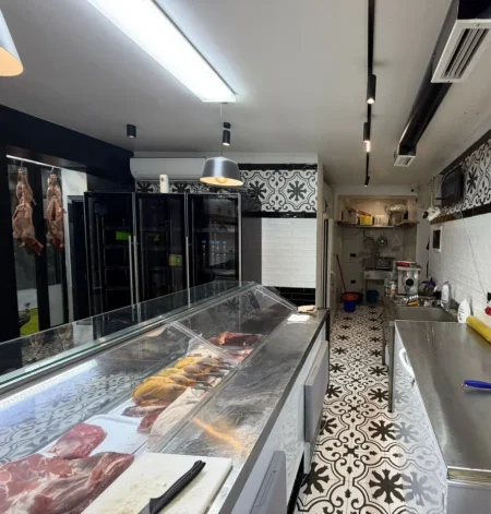 Tirane, shitet dyqan Kati 0, 45 m² 339.000 € (RRUGA FERIT XHAJKO)