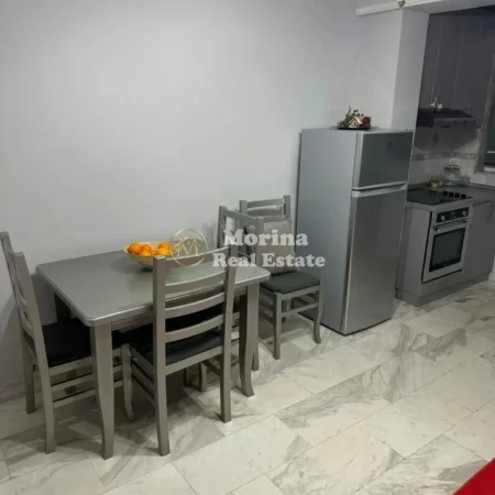 Tirane, jepet me qera apartament 1+1 Kati 3, 70 m² 500 € (Rruga Mihal Popi)