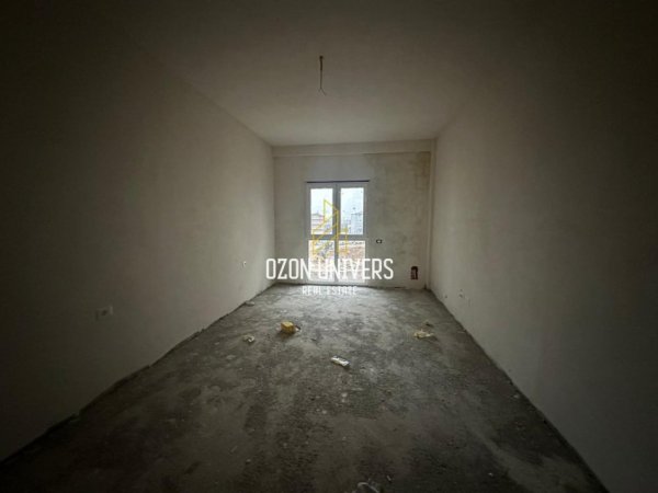 Tirane, shitet apartament 1+1+Ballkon Kati 1, 91 m² 160.000 € (Sauk)