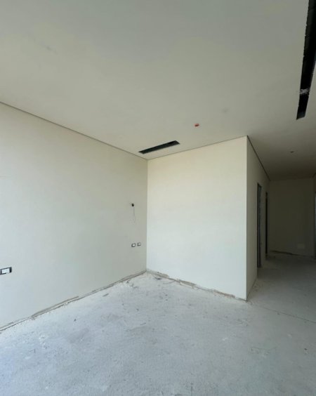 Tirane, shitet apartament 2+1 Kati 19, 144 m² 518.000 € 