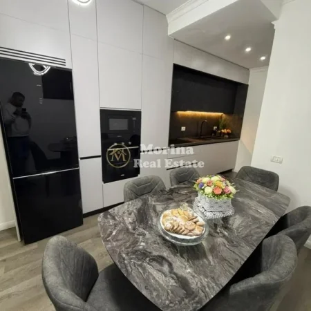 Tirane, shitet apartament 2+1 Kati 5, 97 m² 203.000 € (Don Bosko)