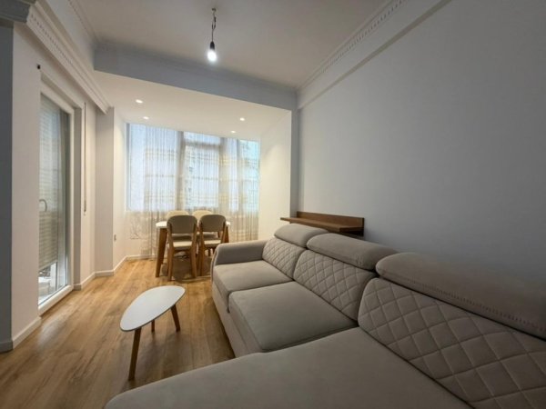 Tirane, shes apartament 2+1 Kati 2, 89 m² 190.000 €