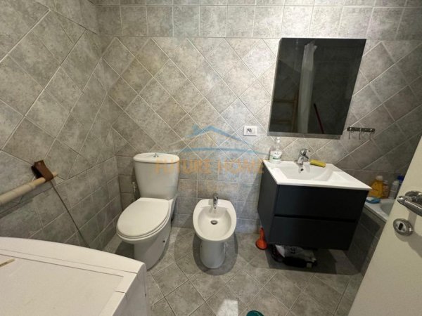 Tirane, shitet apartament 2+1 Kati 5, 95 m² 320.000 € 