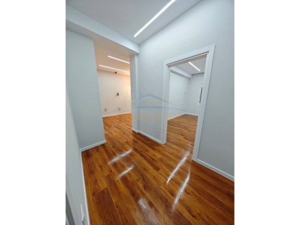 Durres, shitet apartament 2+1+Ballkon Kati 4, 73 m² 160.000 € 