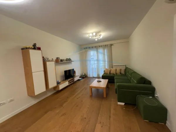 Tirane, shitet apartament 2+1 Kati 2, 114 m² 253.000 € (Kinostudio)