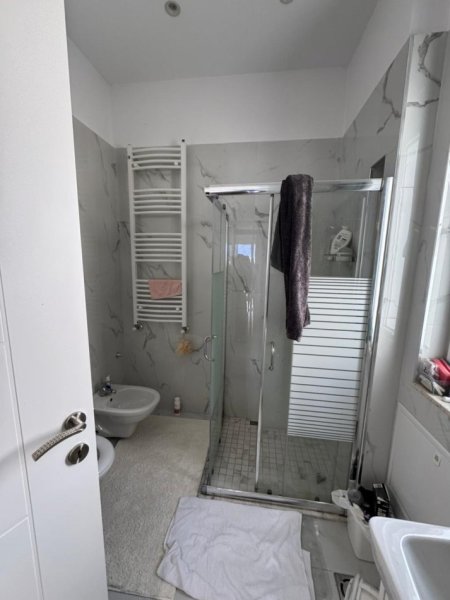 Tirane, shitet apartament 1+1 Kati 5, 150 m² 