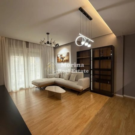 Tirane, jepet me qera apartament 2+1 Kati 5, 90 m² 1.200 € (Qender)