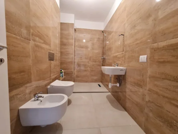 Tirane, shitet apartament 1+1 Kati 3, 60 m² 180.000 € (Tefta Tashko Koco)