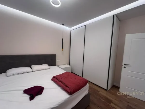 Tirane, jepet me qera apartament 1+1 Kati 4, 56 m² 600 € (Don Bosko)