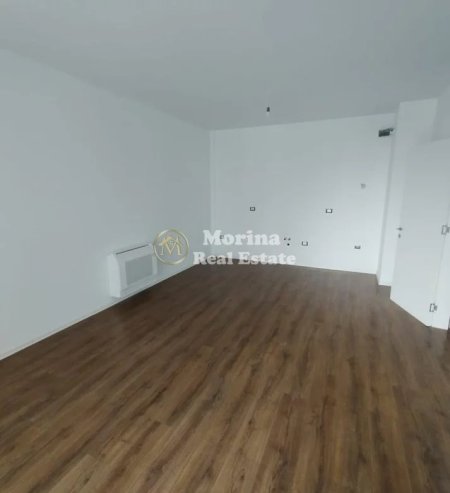 Tirane, jepet me qera apartament 1+1 Kati 5, 70 m² 500 € (Don Bosko)