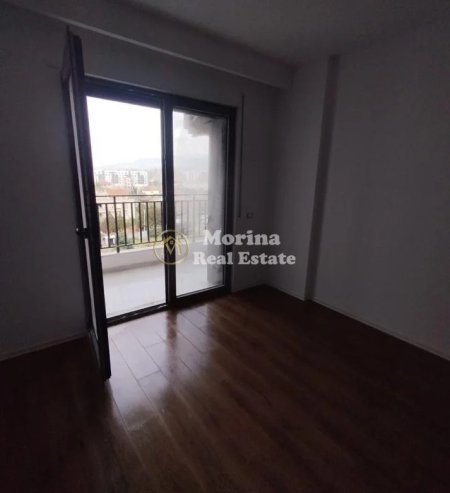 Tirane, jepet me qera apartament 1+1 Kati 5, 70 m² 500 € (Don Bosko)