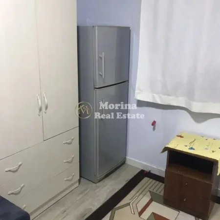 Tirane, jepet me qera garsonier Kati 3, 35 m² 250 € (Laprake)