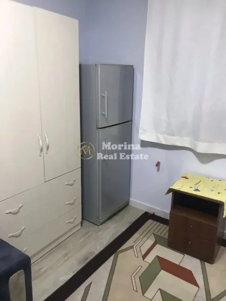 Tirane, jepet me qera garsonier Kati 3, 35 m² 250 € (Laprake)