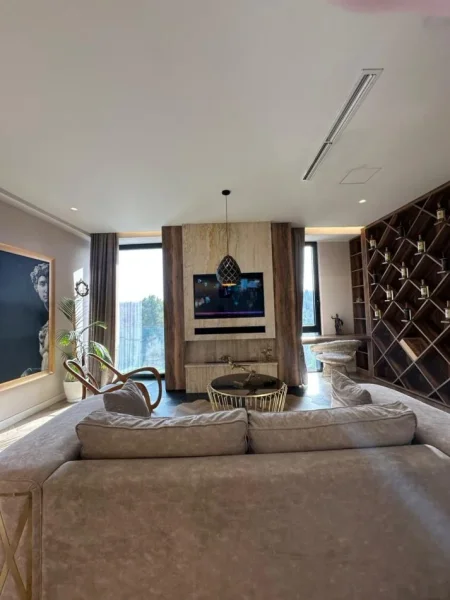 Tirane, shitet apartament 1+1 , 88 m² 430.000 € 