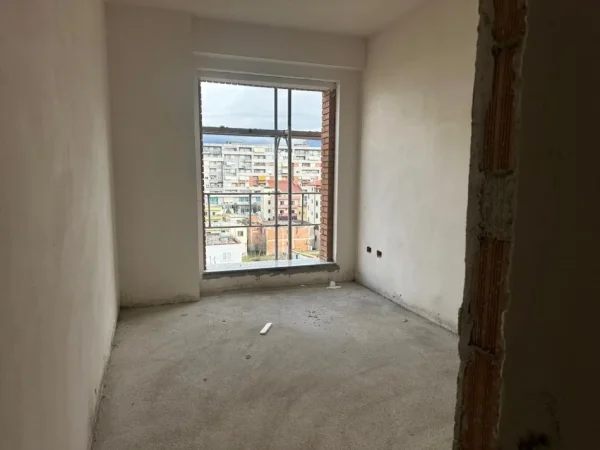 Tirane, shitet apartament 2+1+Aneks+Ballkon , 89 m² 134.000 €