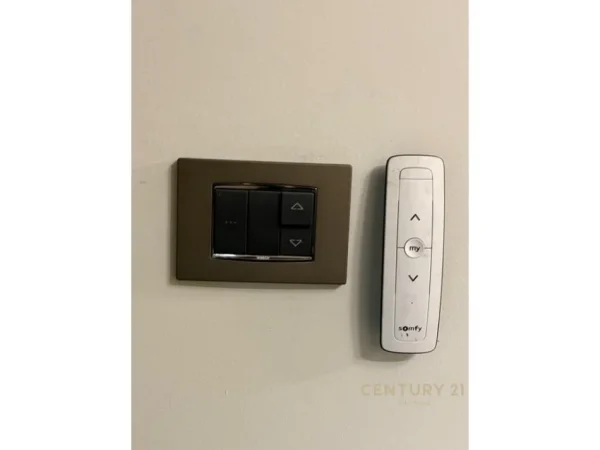 Tirane, jepet me qera apartament 1+1 Kati 2, 72 m² 1.000 € 