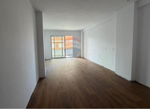 Tirane, shitet apartament 2+1 , 92 m² 129.000 € (Fresk (530581007-108))