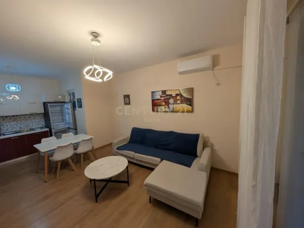 Tirane, jepet me qera apartament 2+1 Kati 6, 96 m² 450 € 