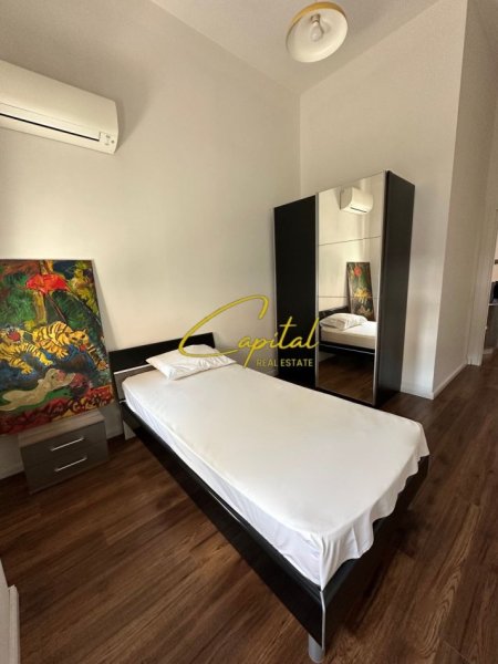 Tirane, jepet me qera apartament 2+1 Kati 8, 110 m² 650 € (ZOGU I ZI)