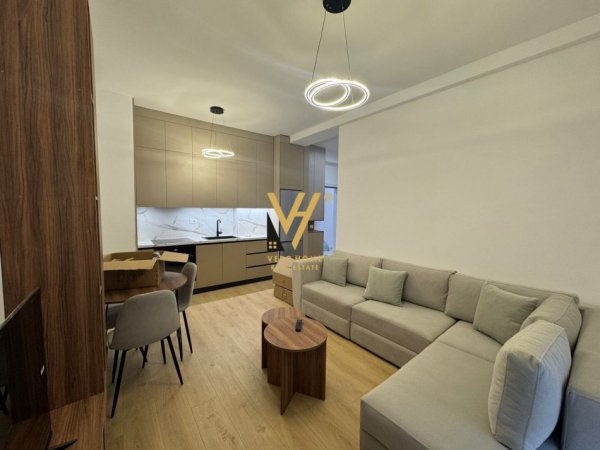Tirane, jepet me qera apartament 1+1+Ballkon Kati 6, 65 m² 600 € (ALI DEMI)