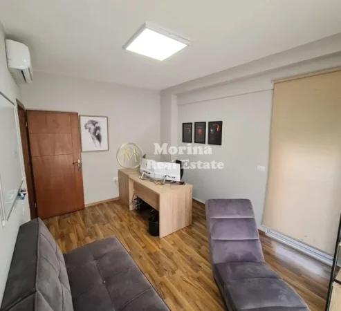 Tirane, jepet me qera ambjent biznesi Kati 2, 140 m² 1.650 € (21 Dhjetori)