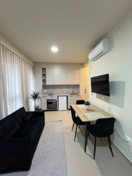 Tirane, jepet me qera garsonier Kati 3, 43 m² 450 € (LAPRAKE)