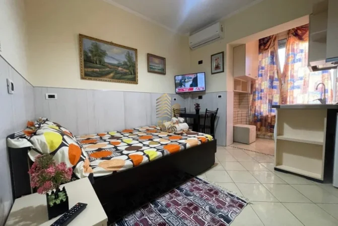 Tirane, jepet me qera garsonier 1+1 Kati 2, 35 m² 330 € (Siri Kodra)