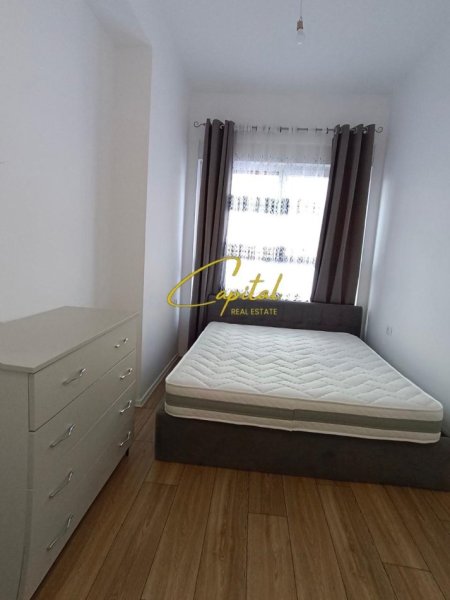 Tirane, jepet me qera apartament 1+1 Kati 6, 60 m² 400 € (ALI DEMI)