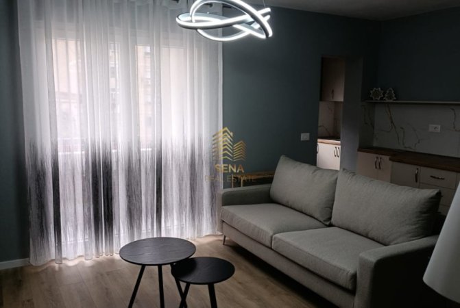 Tirane, jepet me qera apartament 2+1 Kati 3, 80 m² 600 € (Rruga Ali Demi)
