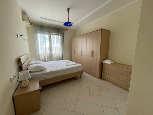 Tirane, jepet me qera apartament 2+1 Kati 6, 76 m² 750 € (Ish Parku)