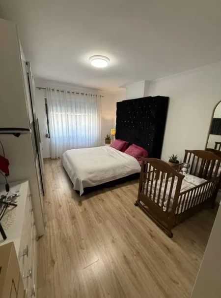 Tirane, shitet apartament 2+1 Kati 3, 115 m² 190.000 € (Astir)