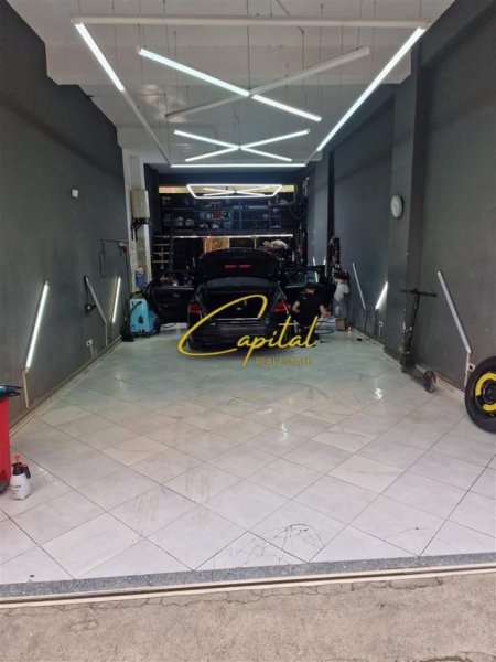 Tirane, jepet me qera ambjent biznesi Kati 5, 73 m² 18.000 € (ASTIR)