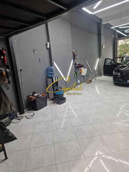 Tirane, jepet me qera ambjent biznesi Kati 5, 73 m² 18.000 € (ASTIR)