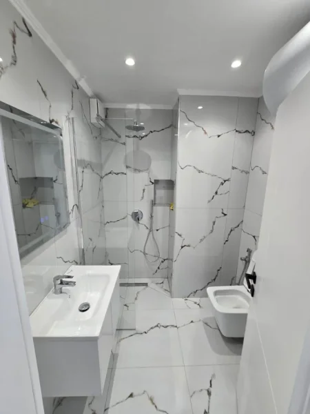 Tirane, shitet apartament 1+1 Kati 4, 40 m² 910.000 € (Ali Demi Ish Markata)