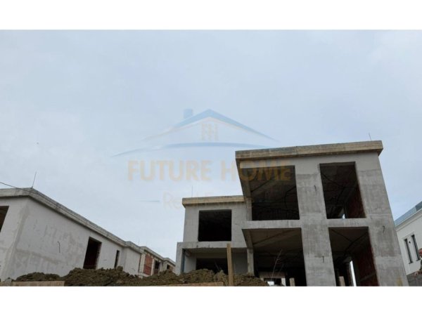 Tirane, shitet Vile 2 Katshe Kati 0, 578 m² 630.000 € (Farke, Tirane)