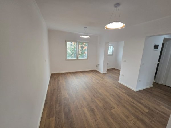 Tirane, shitet apartament 1+1 Kati 4, 40 m² 88.000 € (ALI DEMI)