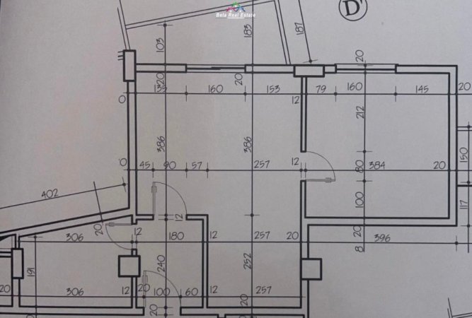Tirane, jepet me qera zyre Kati 3, 67 m² 1.000 € (Rruga e ELbasanit)