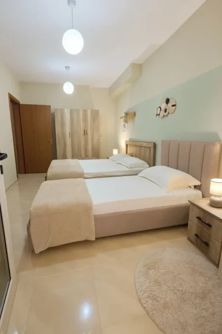 Tirane, jepet me qera apartament 1+1 Kati 2, 65 m² 690 € (Qender)