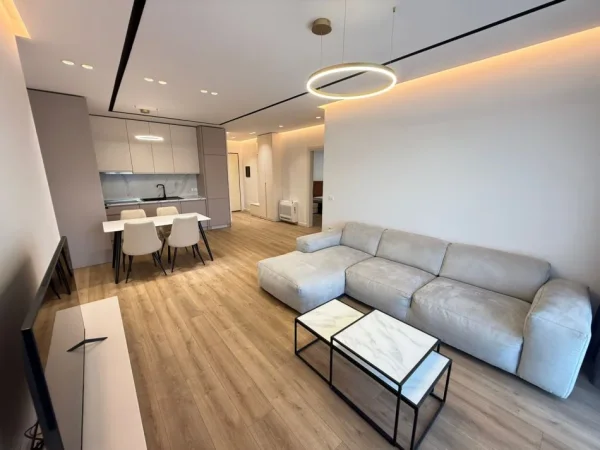 Tirane, jepet me qera apartament 2+1 Kati 8, 100 m² 1.660 € (Rruga Prokop Mima)