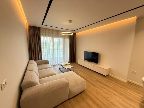 Tirane, jepet me qera apartament 2+1 Kati 8, 100 m² 1.660 € (Rruga Prokop Mima)