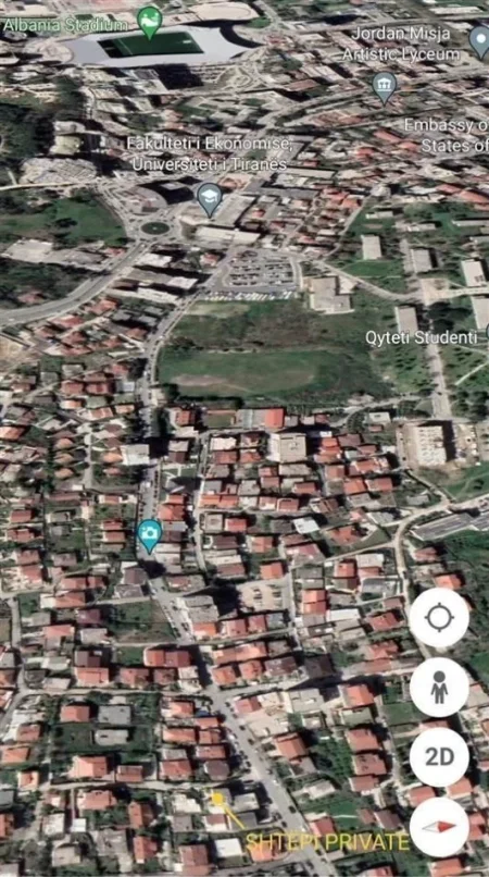 Tiranë, Qera Kati i 2 i Shtëpisë Private Mobiluar, 50.000 Lekë/Muaj (Rr. “Gramoz Pashko”) Mob. +355 67 365 1512