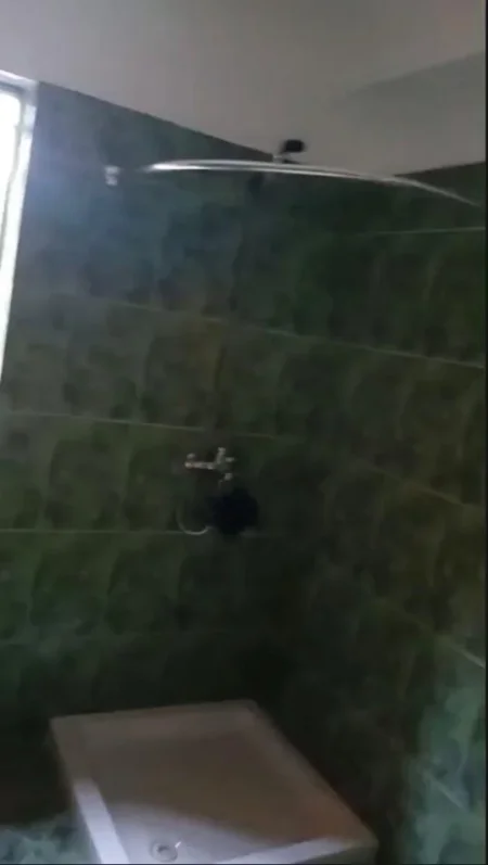 Tirane, jepet me qera shtepi 1+1 Kati 0, 60 m² 300 € (ruga 5 maj)