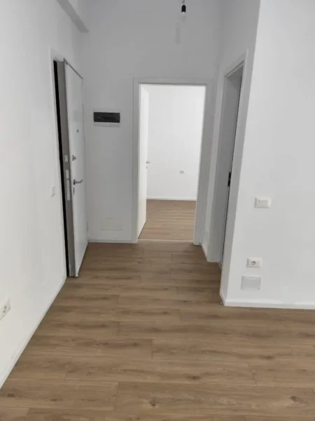 Tirane, shitet apartament 1+1+Ballkon Kati 1, 58 m² (Dalip Topi)