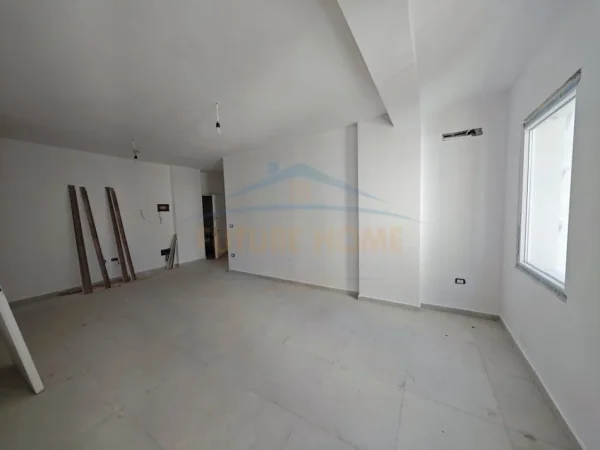 Durres, shitet apartament 2+1+Ballkon Kati 2, 82 m² 113.680 € 