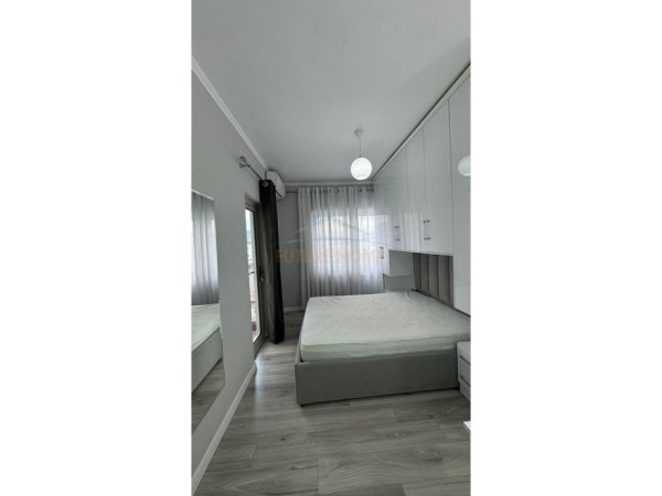Tirane, jepet me qera apartament 2+1 Kati 7, 96 m² 550 € 